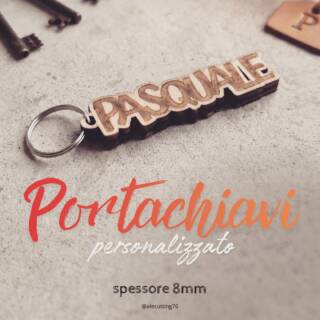 Portachiavi personalizzato
spessore 8mm
Dai un tocco unico alle tue chiavi o fai un regalo speciale a chi ami. Il nostro portachiavi con nome è realizzato interamente in legno naturale con un solido spessore di 8 mm, progettato per durare nel tempo senza rinunciare alla leggerezza.
🔥 Perché sceglierlo?
Incisione laser di precisione: dettagli definiti e un effetto legno naturale bruciato davvero elegante.
Spessore premium (8 mm): robusto, resistente e piacevole al tatto.
100% Personalizzabile: scegli il nome o la parola che preferisci!
🎁 Perfetto come idea regalo per compleanni, ricorrenze o semplicemente per fare una sorpresa unica.
👉 Scrivici in DM per personalizzarlo con il nome che desideri!
#PortachiaviPersonalizzati #ArtigianatoInLegno #RegaliOriginali #FattoAMano #IncisioneLaser #DettagliCheFannoLaDifferenza #IdeeRegalo
